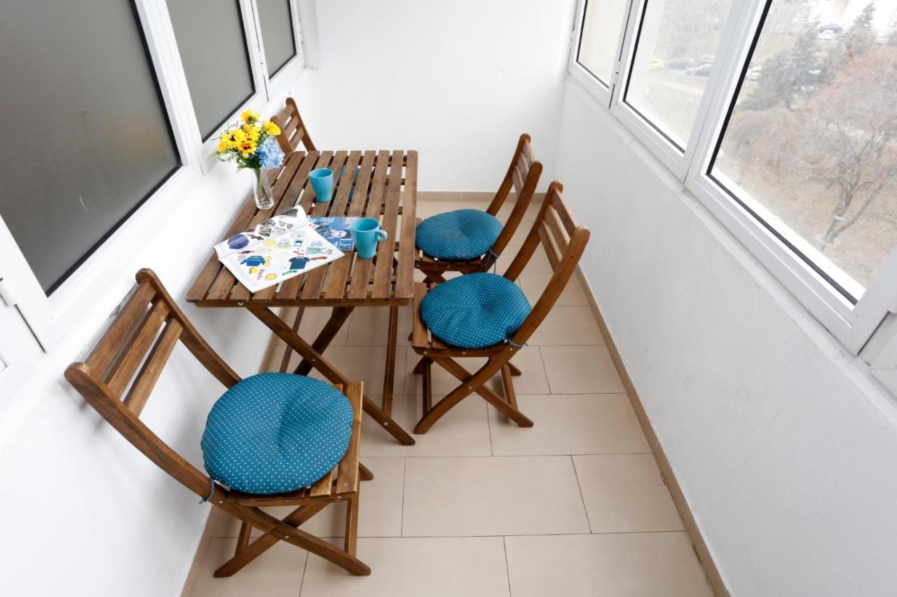 Lovely 2 Bedroom Apartment Near Old Town Бухарест Екстер'єр фото