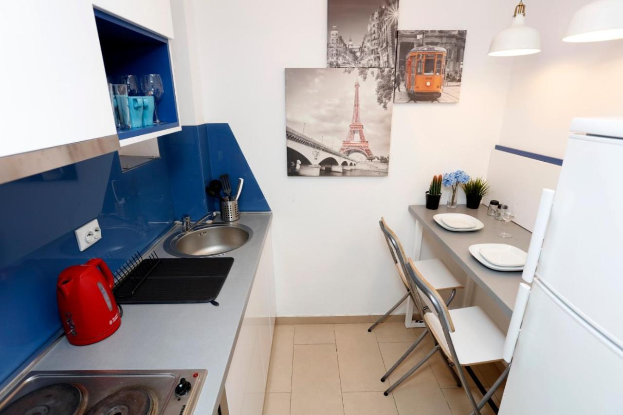 Lovely 2 Bedroom Apartment Near Old Town Бухарест Екстер'єр фото